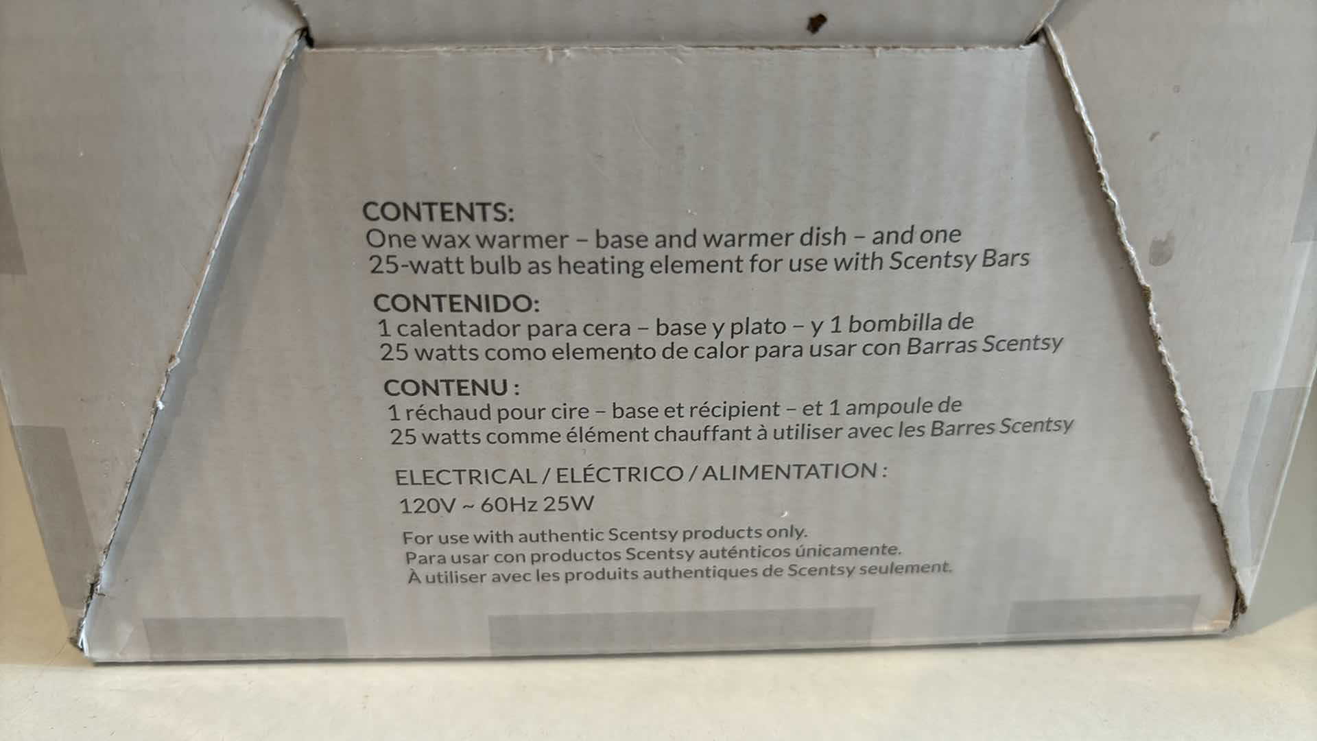 Photo 1 of SCENTSY “FABULOUS FEATHERS” WAX WARMER BASE, WARMER DISH & 25 WATT BULB