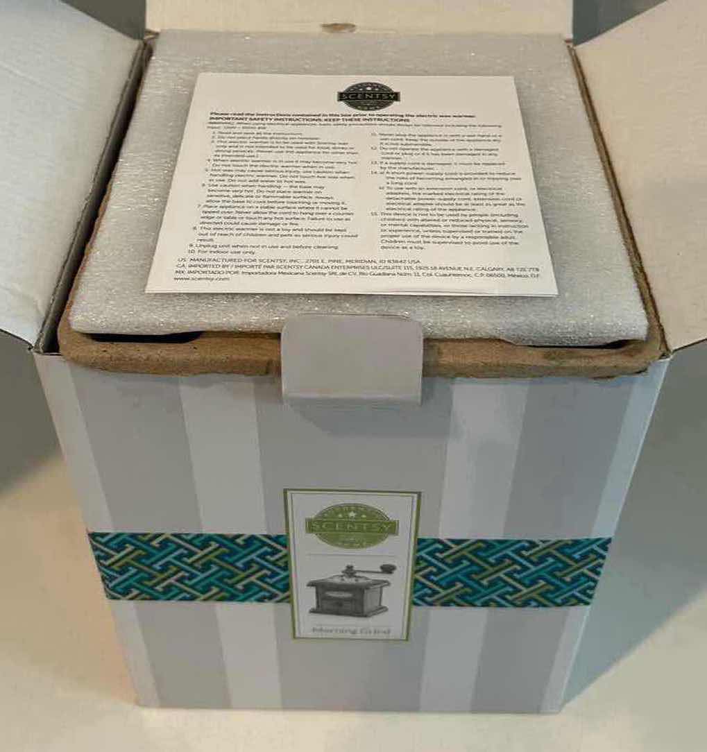 Photo 1 of NEW SCENTSY “MORNING GRIND” WAX WARMER BASE & WARMER DISH