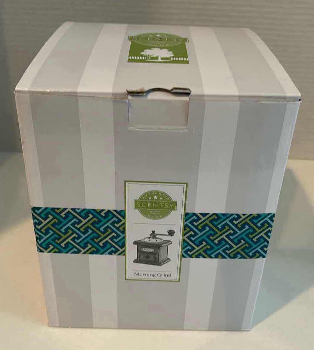 Photo 1 of NEW SCENTSY “MORNING GRIND” WAX WARMER BASE & WARMER DISH