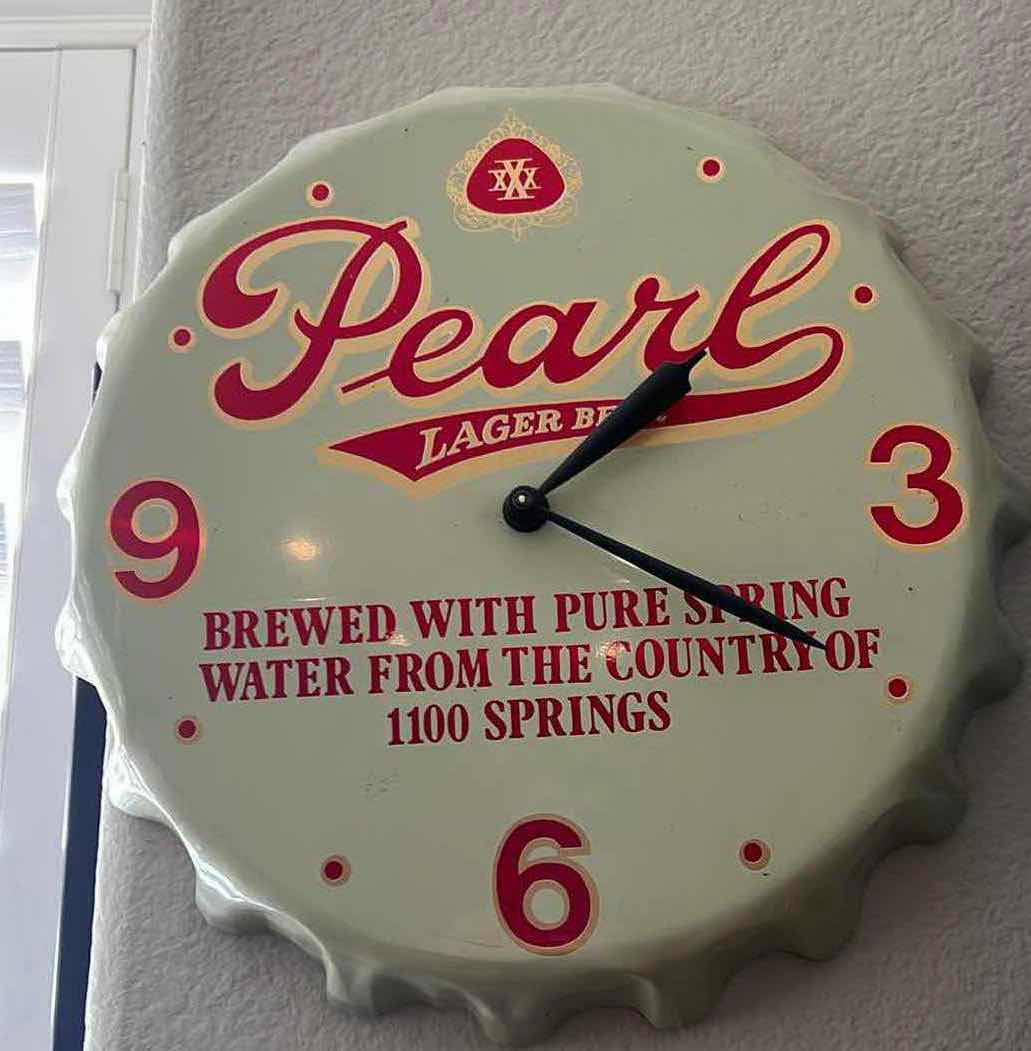 Photo 1 of VINTAGE 14” ROUND METAL PEARL LAGER BEER WALL CLOCK