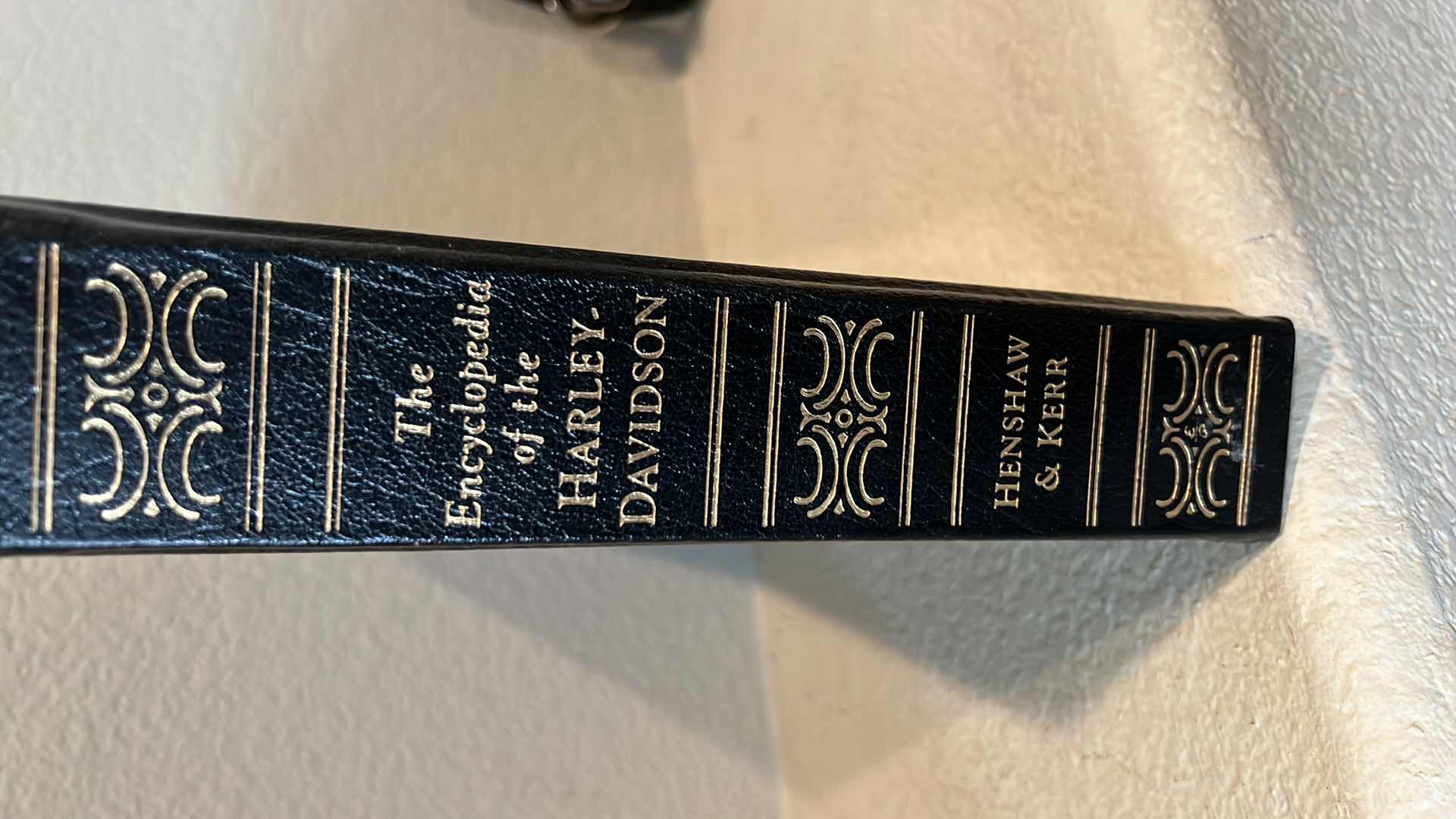 Photo 1 of THE ENCYCLOPEDIA OF THE HARLEY-DAVIDSON