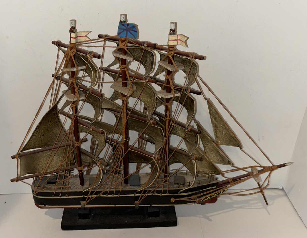 Photo 1 of ANTIQUE CUTTY SARK 1869 SHIP 2.75” X 19” H15.5”