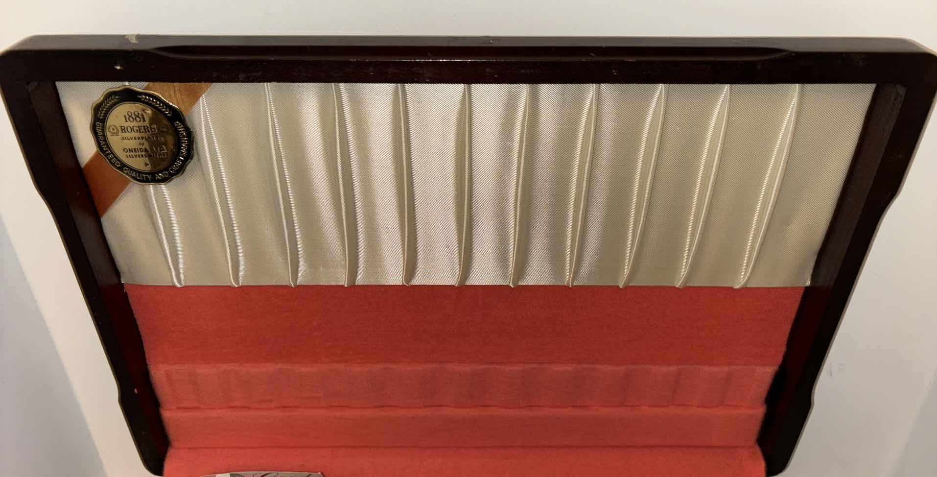 Photo 2 of 1881 ROGERS SILVERPLATE BY ONEIDA LTD SILVERSMITHS FLATWARE IN WOODEN BOX