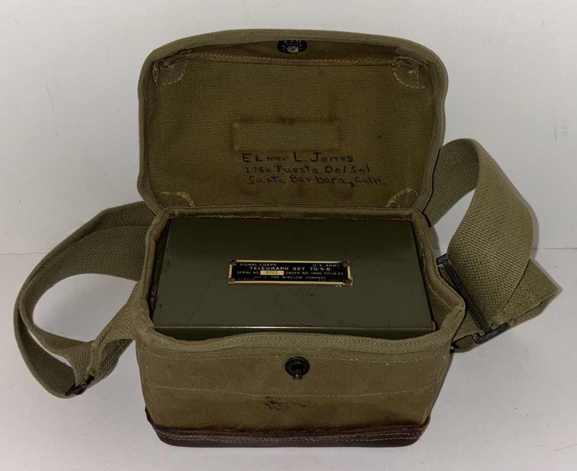 Photo 1 of 1945 WWII U.S. ARMY SIGNAL CORPS TELEGRAPH SET TG-5-B MADE BY THE WINSLOW COMPANY, NEWARK NJ