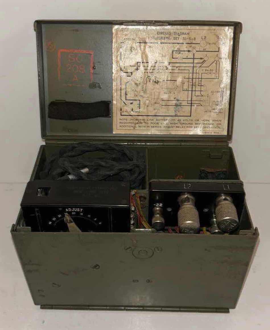 Photo 1 of 1945 WWII U.S. ARMY SIGNAL CORPS TELEGRAPH SET TG-5-B MADE BY THE WINSLOW COMPANY, NEWARK NJ