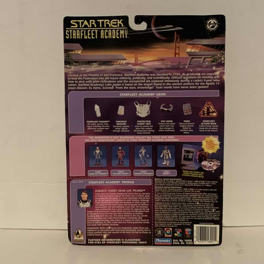Photo 1 of STAR TREK STARFLEET ACADEMY CADET JEAN LUC PICARD FIGURE