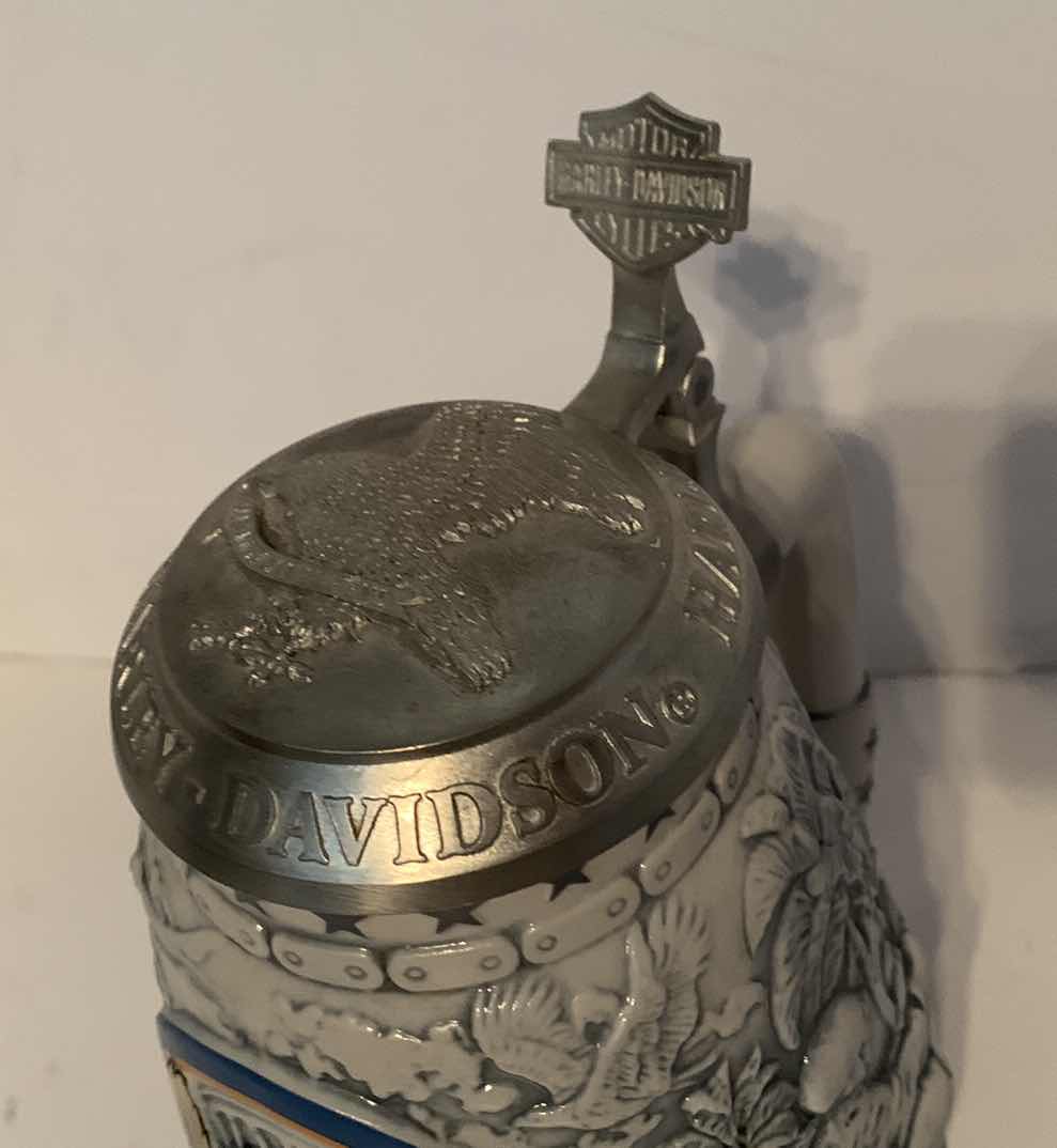 Photo 1 of VINTAGE 2000 HARLEY DAVIDSON MOTORCYCLE LIMITED EDITION COLLECTION BEER STEIN