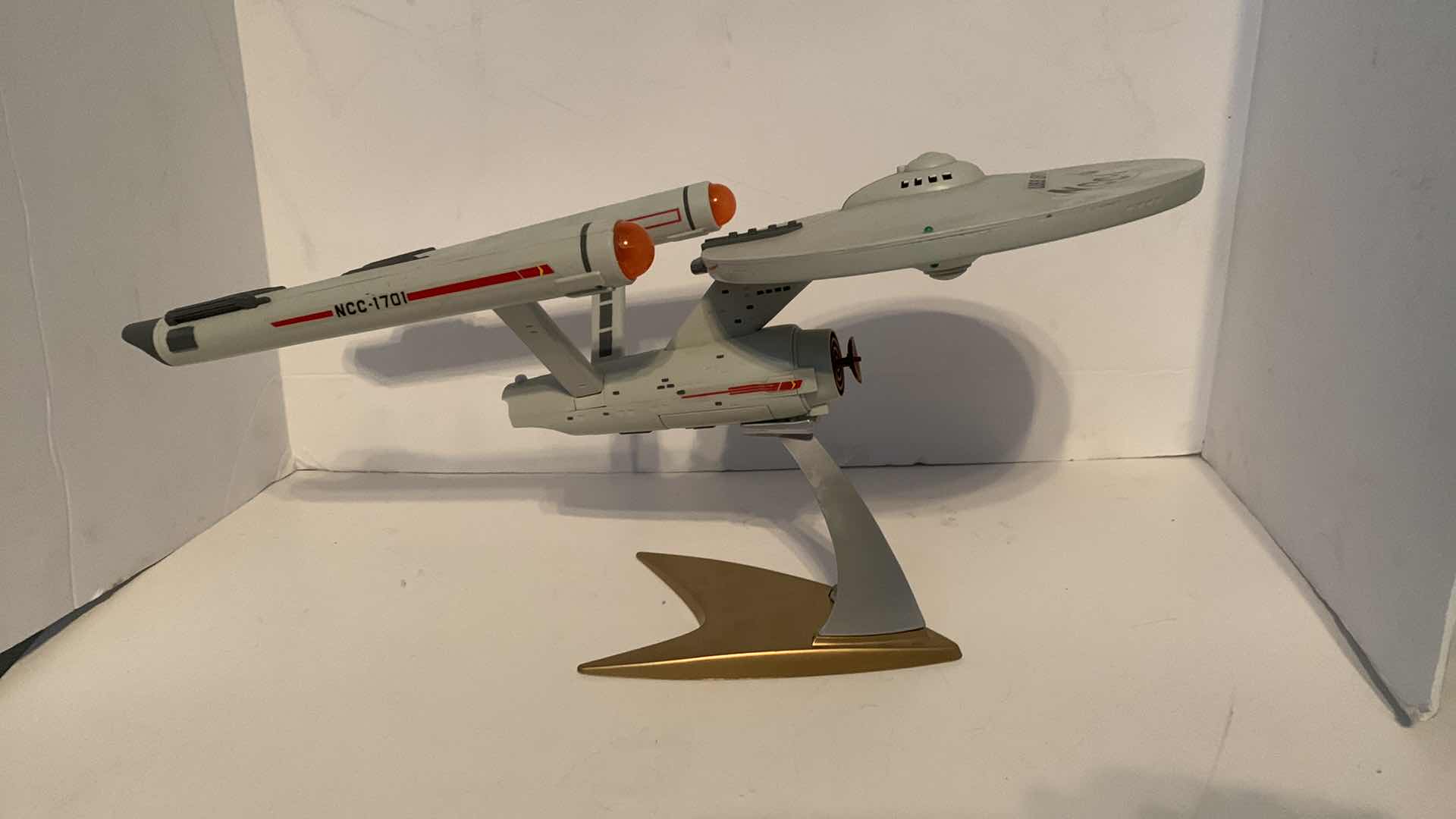 Photo 1 of STAR TREK ENTERPRISE MODEL 17” X 7” H 8”