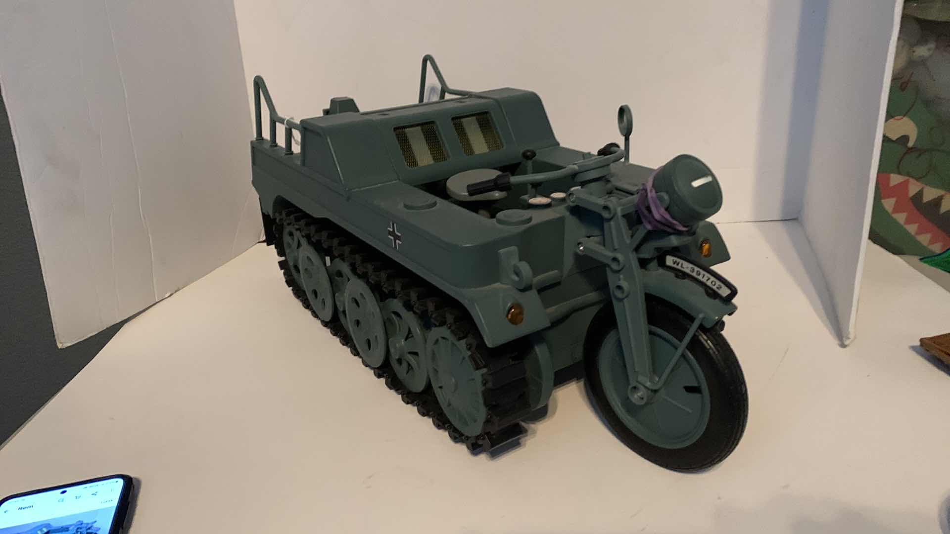 Photo 2 of TWENTY FIRST CENTURY TOY SOLDIER GERMAN KETTENKRAD MOTORCYCLE HALF TRACK 1999