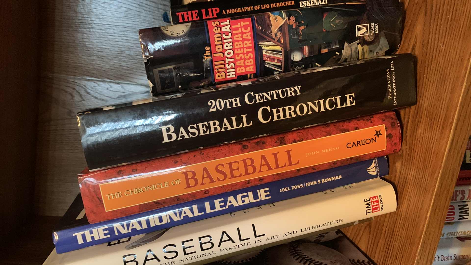 Photo 3 of BASEBALL MLB BOOKS