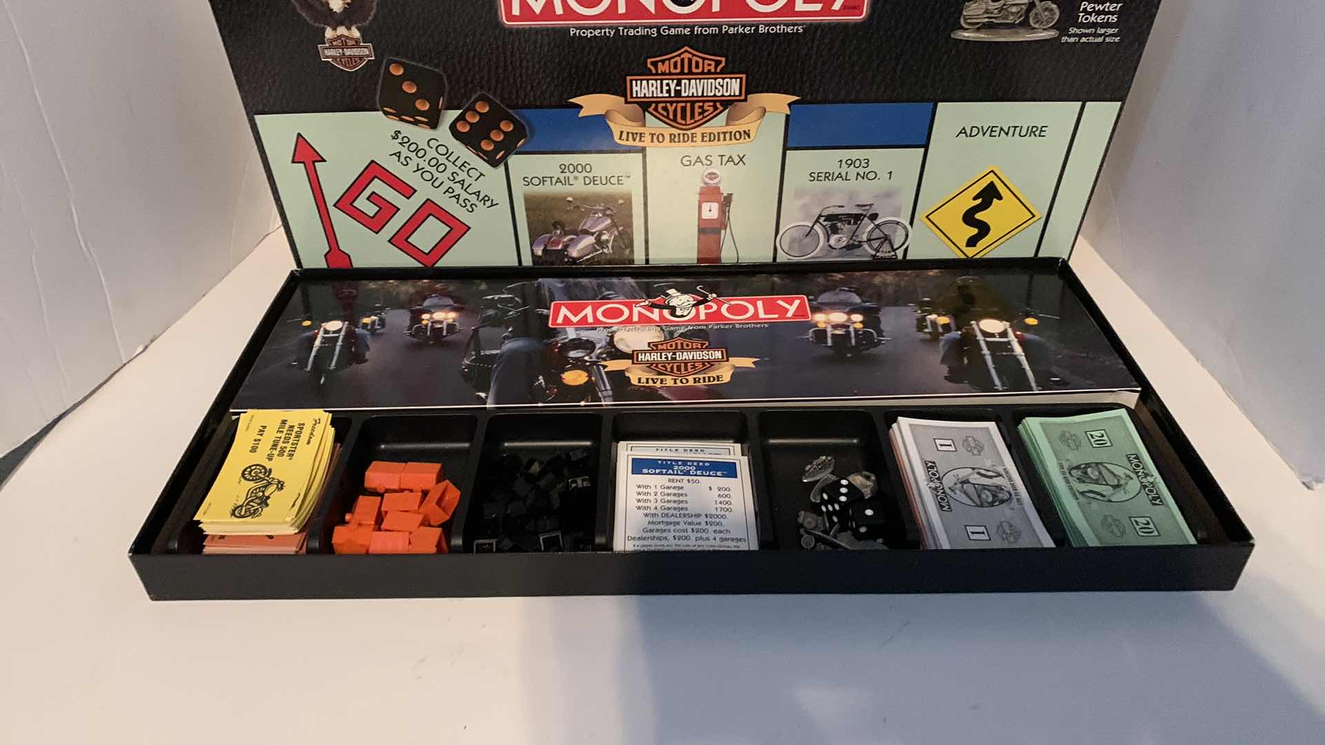 Photo 3 of MONOPOLY HARLEY DAVIDSON LIVE TO RIDE EDITION