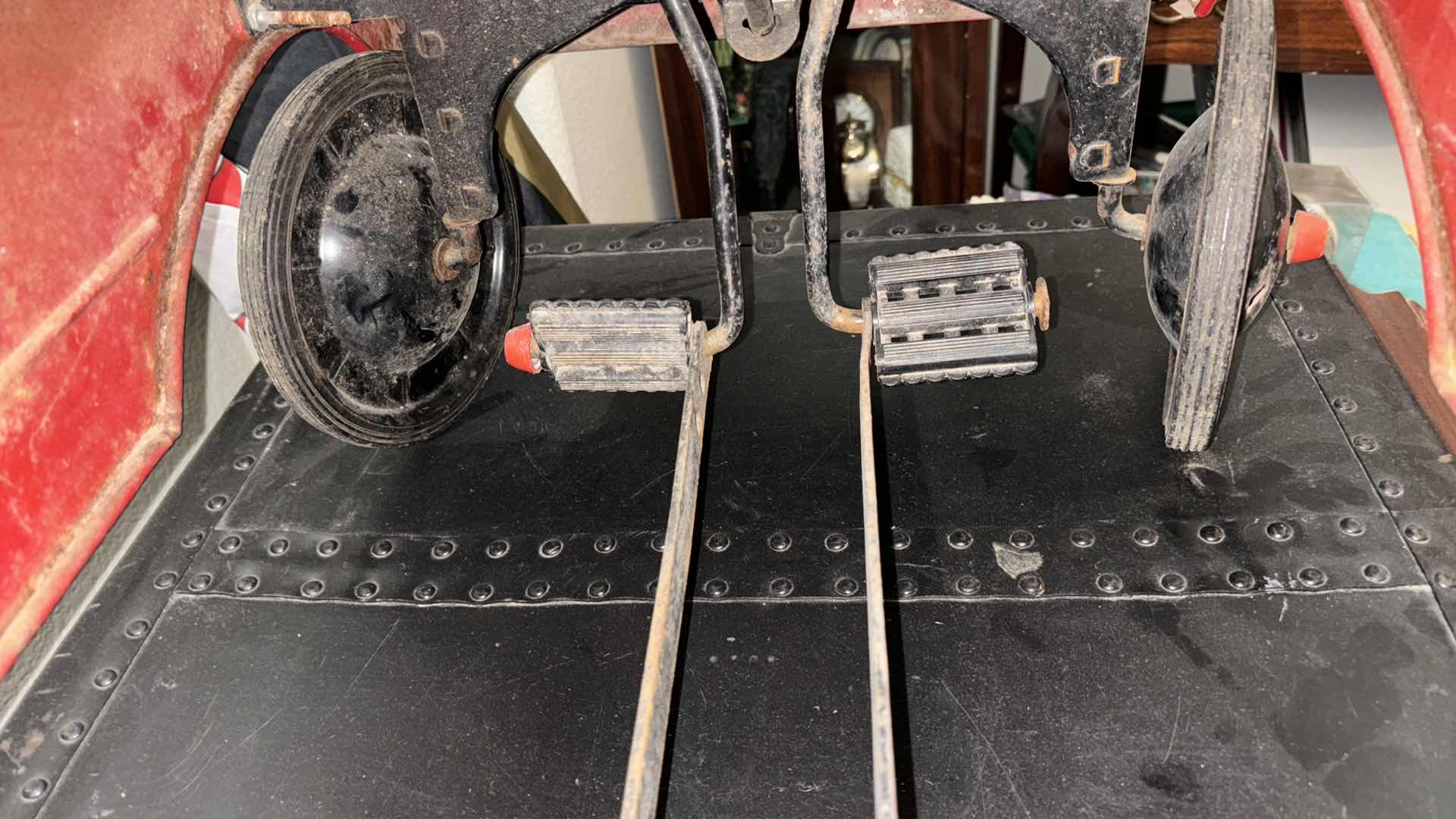 Photo 1 of ANTIQUE FIRE FIGHTER UNIT NO 508 PEDAL CAR