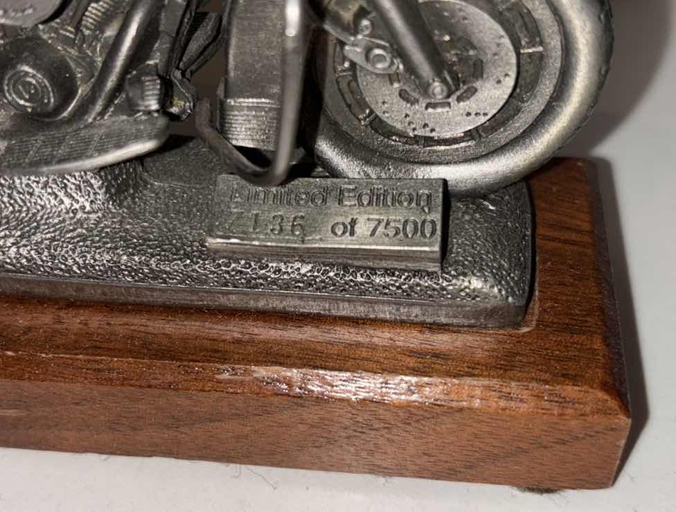 Photo 1 of HARLEY DAVIDSON COLLECTIBLES (4)