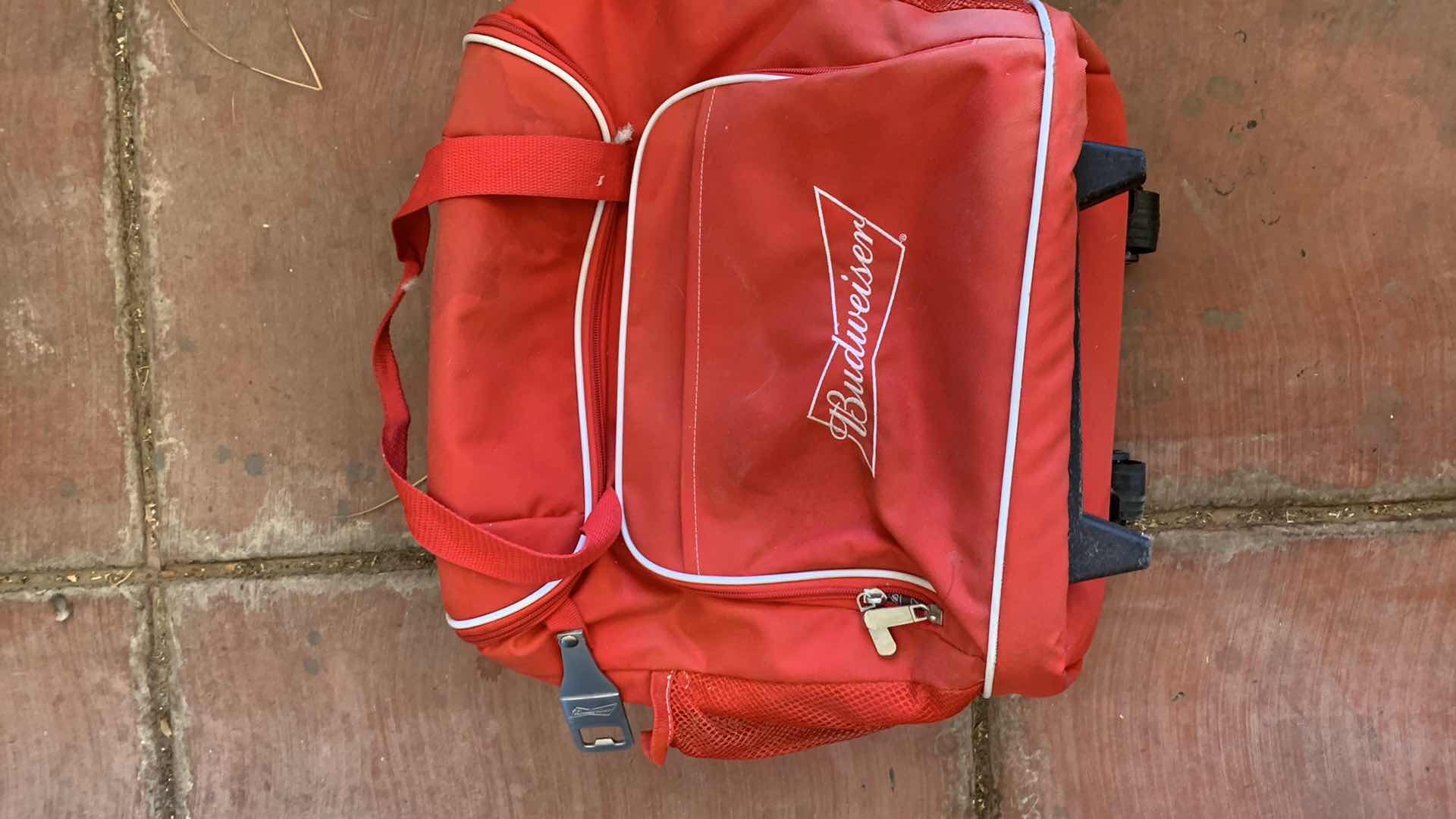 Photo 1 of BUDWEISER INSULATED BAG WITH ROLLERS