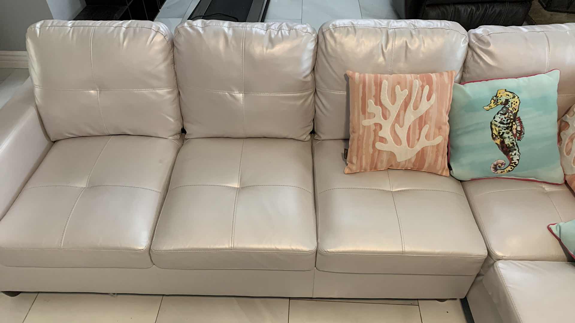 Photo 1 of BEVERLY FINE FURNITURE RUSSES SECTIONAL SOFA 102” X 74” H 34”