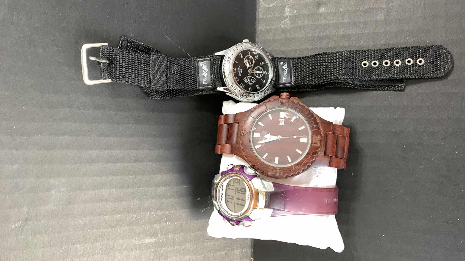 Photo 1 of FASHION WATCHES