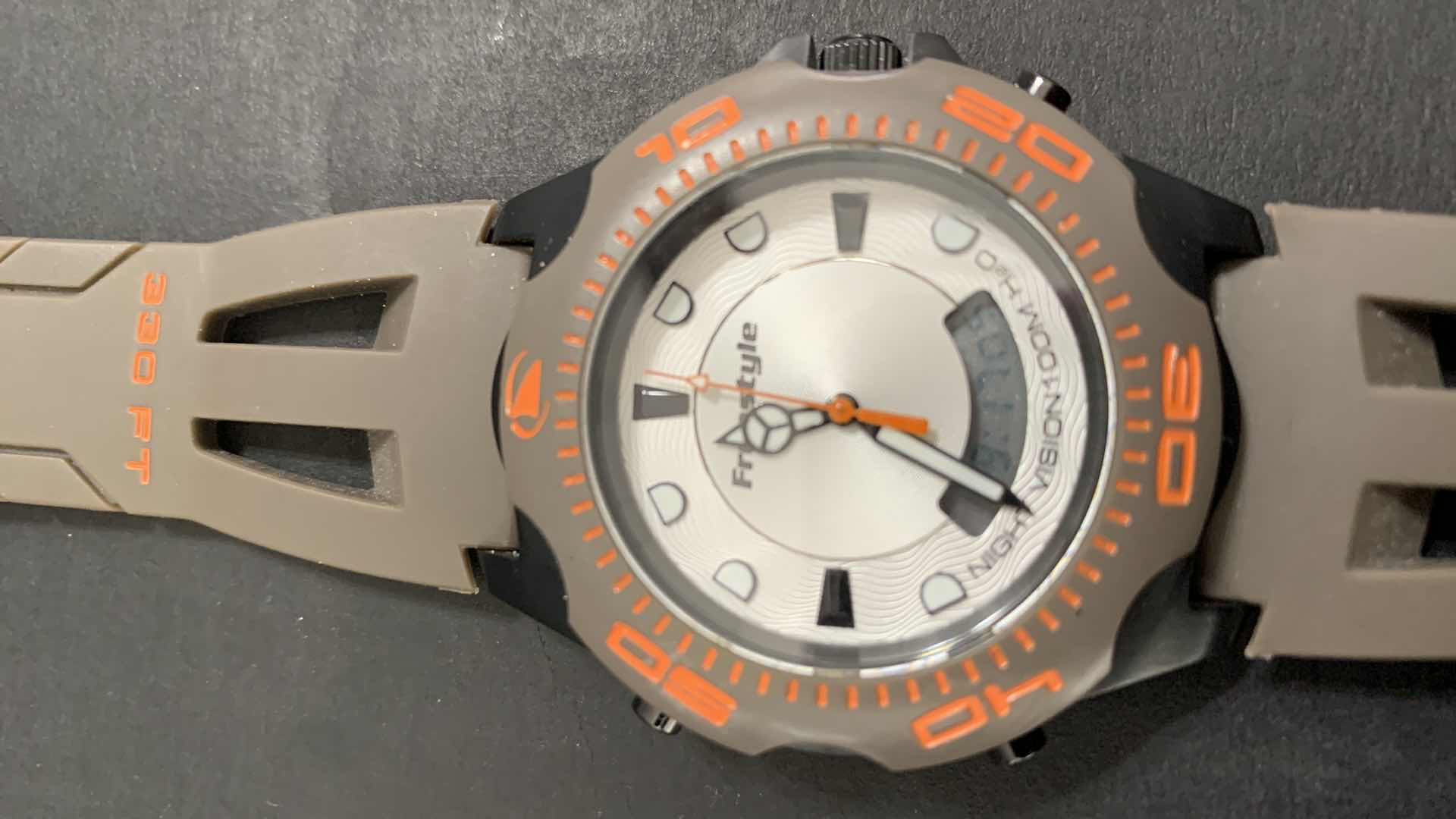 Photo 1 of FREESTYLE SPORTS WATCH