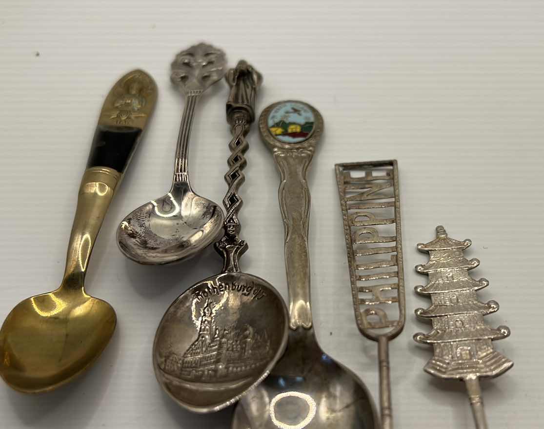 Photo 1 of LOT OF 6 COLLECTORS TEA SPOONS VINTAGE