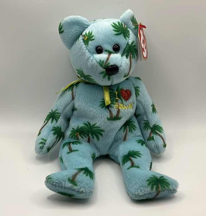 Photo 1 of NINTH ISLAND BEAR GROUP - TY BEANIE BABY HAWAII & LAS VEGAS BEAR