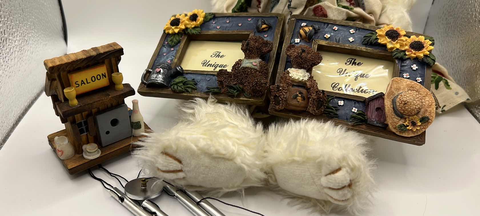 Photo 1 of COUNTRY DECOR LOT - 2 MINI CERAMIC PICTURE FRAMES WIND-CHIMES AND BUNNY PLUSH