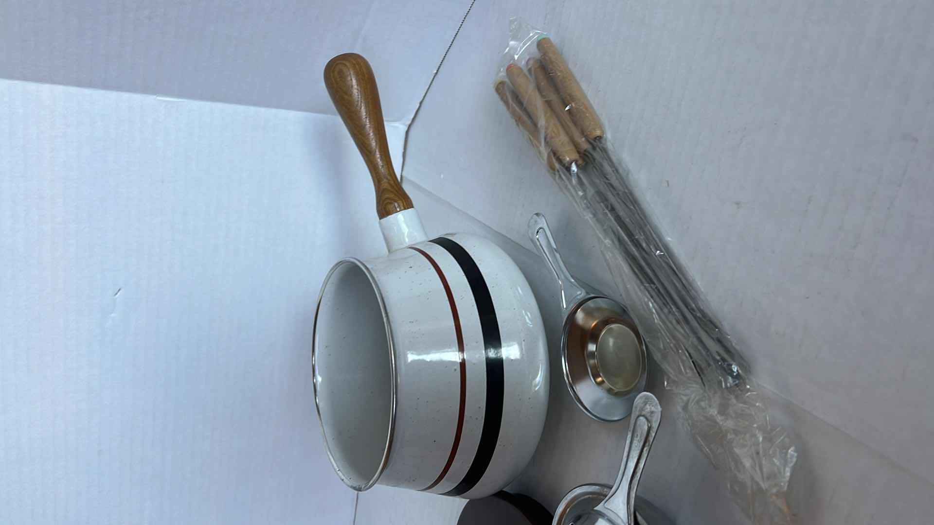 Photo 1 of VINTAGE FONDU SET MADE IN JAPAN