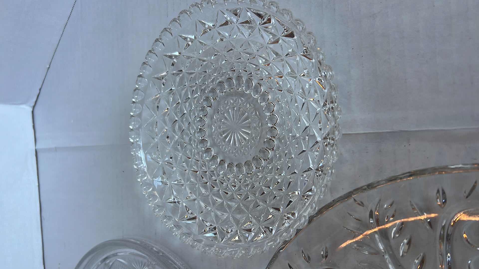 Photo 4 of 3-PIECES OF CRYSTAL WEAR