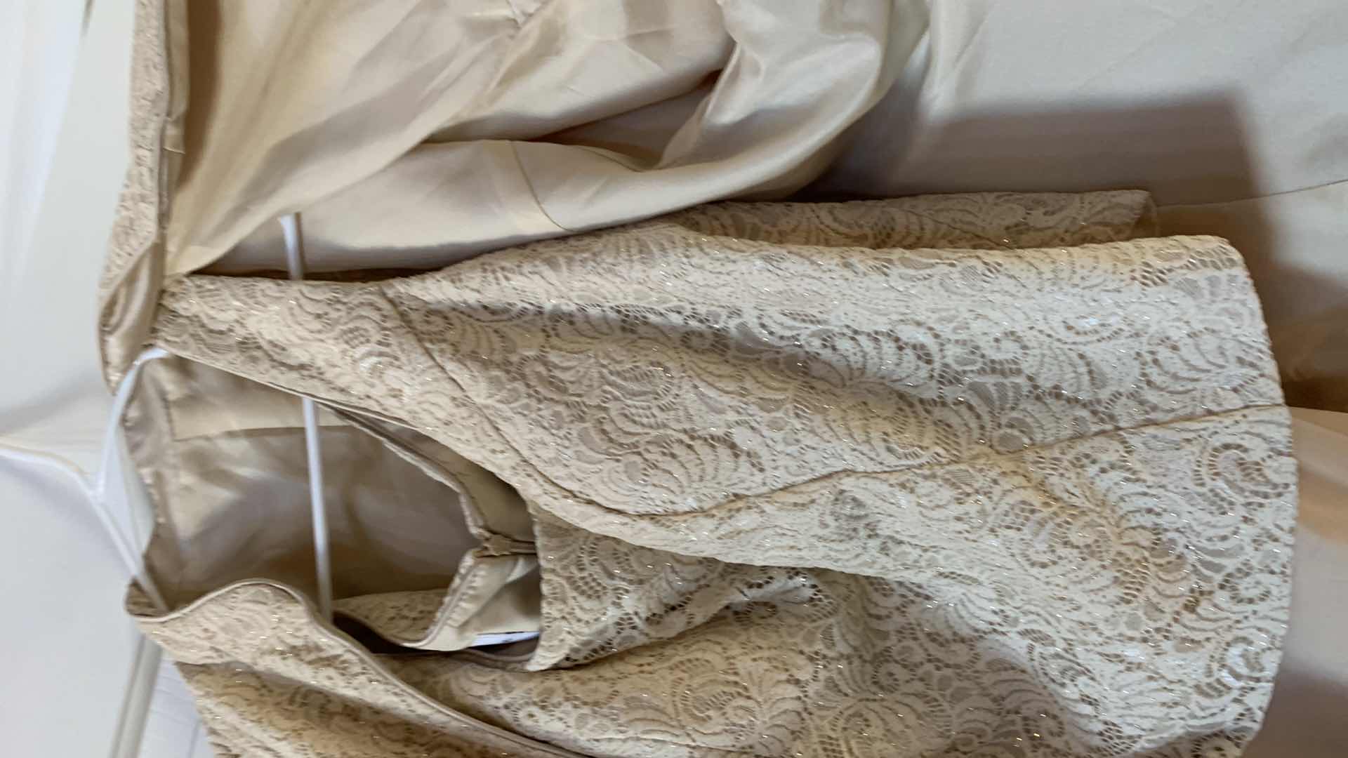 Photo 1 of LANTING WOMENS DRESS WITH JACKET SIZE 2X