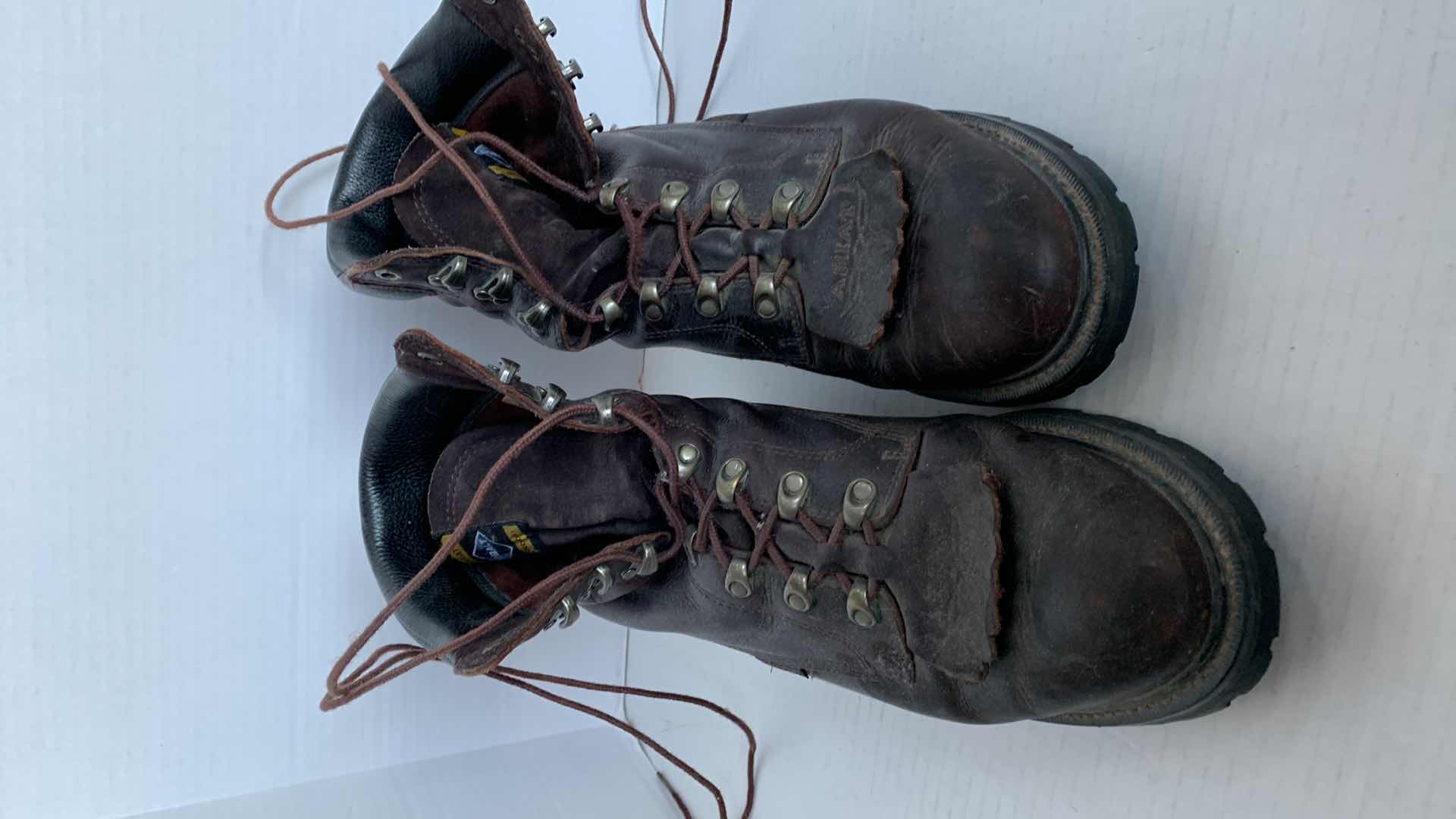 Photo 1 of ARIAT MENS BOOTS SIZE 12D