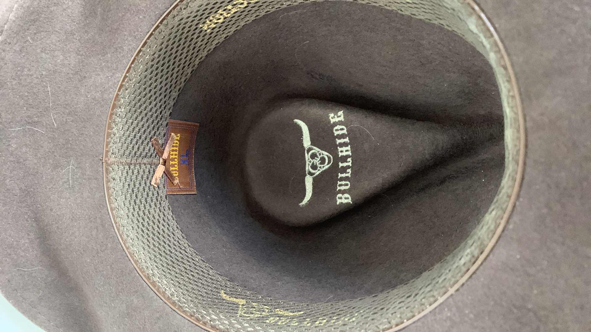 Photo 1 of MENS WESTERN THEMED HAT