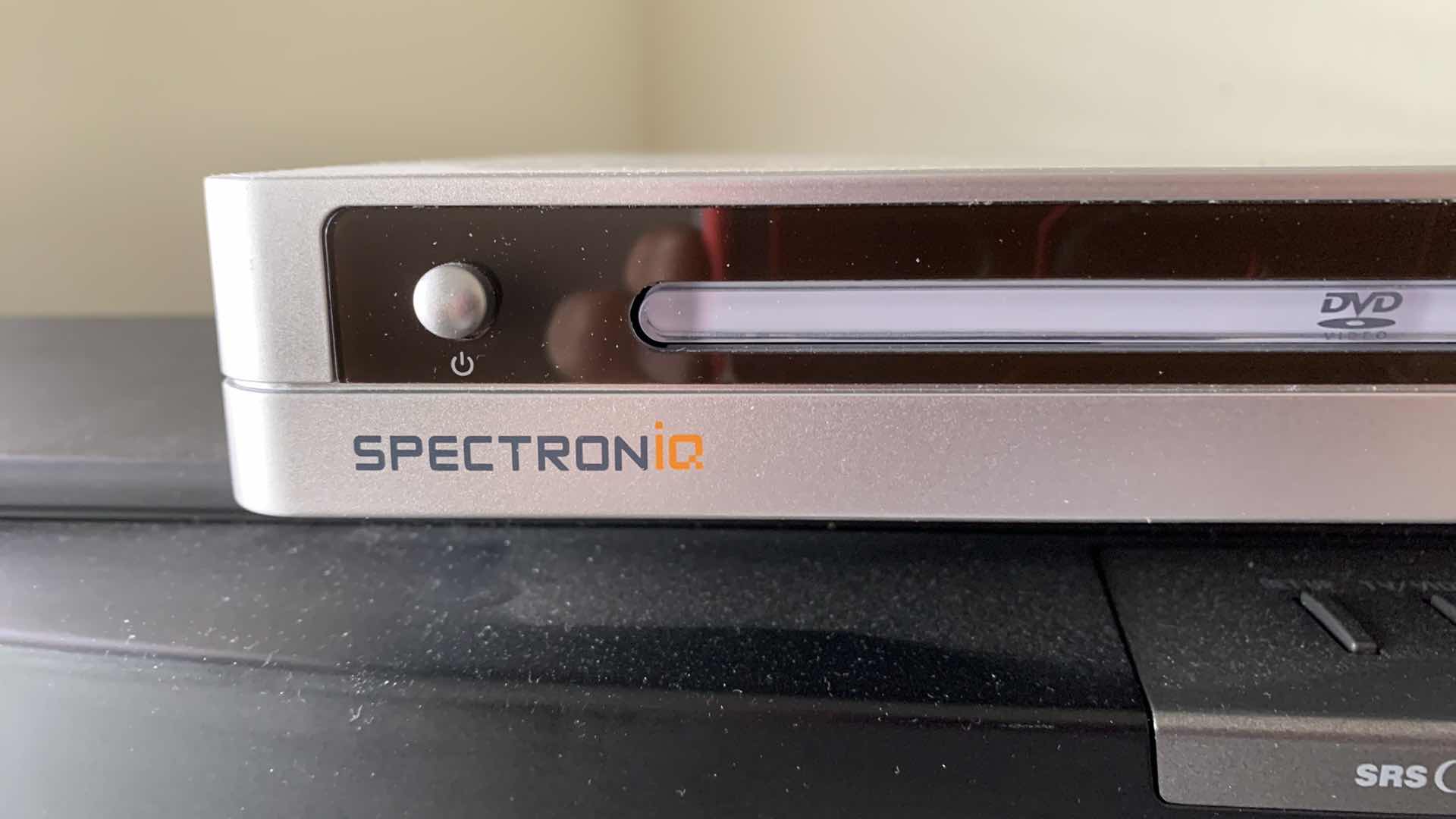 Photo 2 of SPECTRONIQ CD/DVD PLAYER