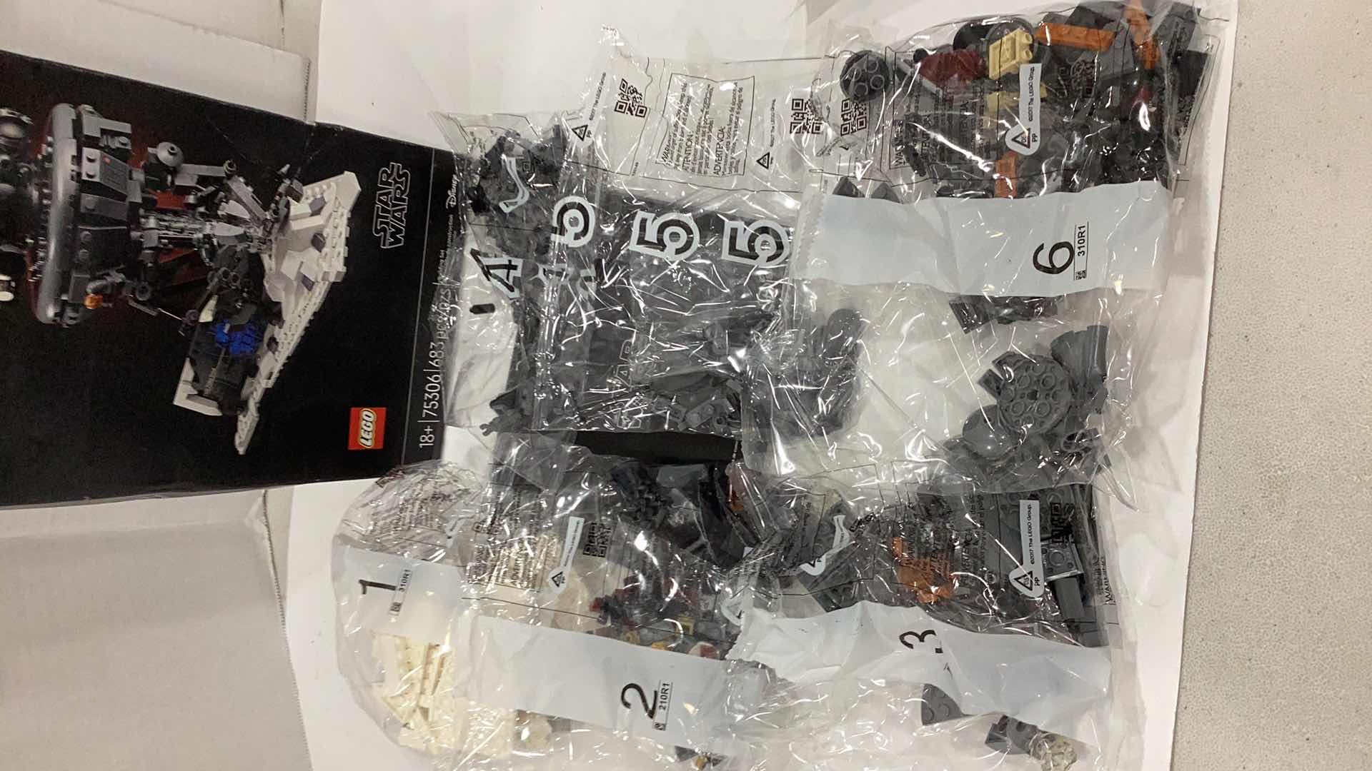 Photo 3 of LEGO STAR WARS IMPERIAL PROBE DROID