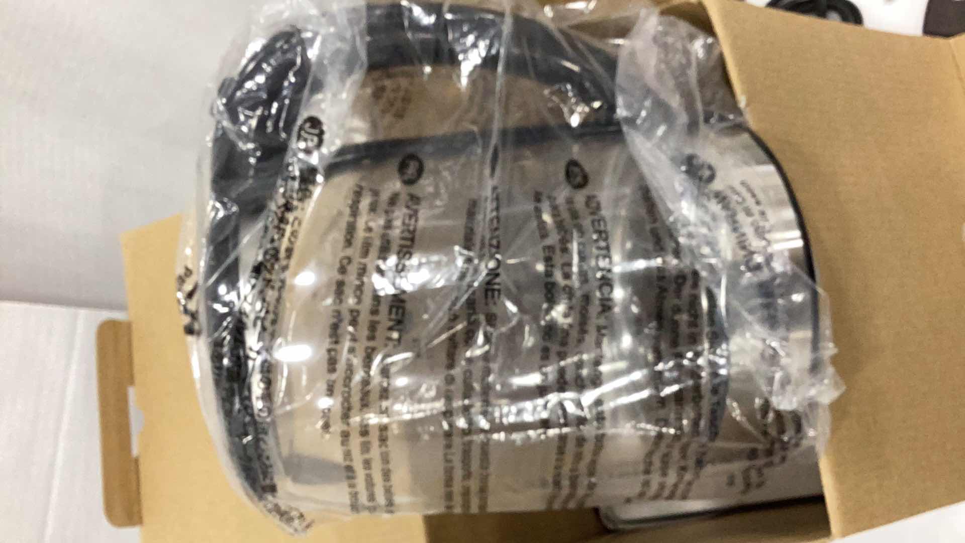 Photo 1 of COSORI DIGITAL GLASS KETTLE