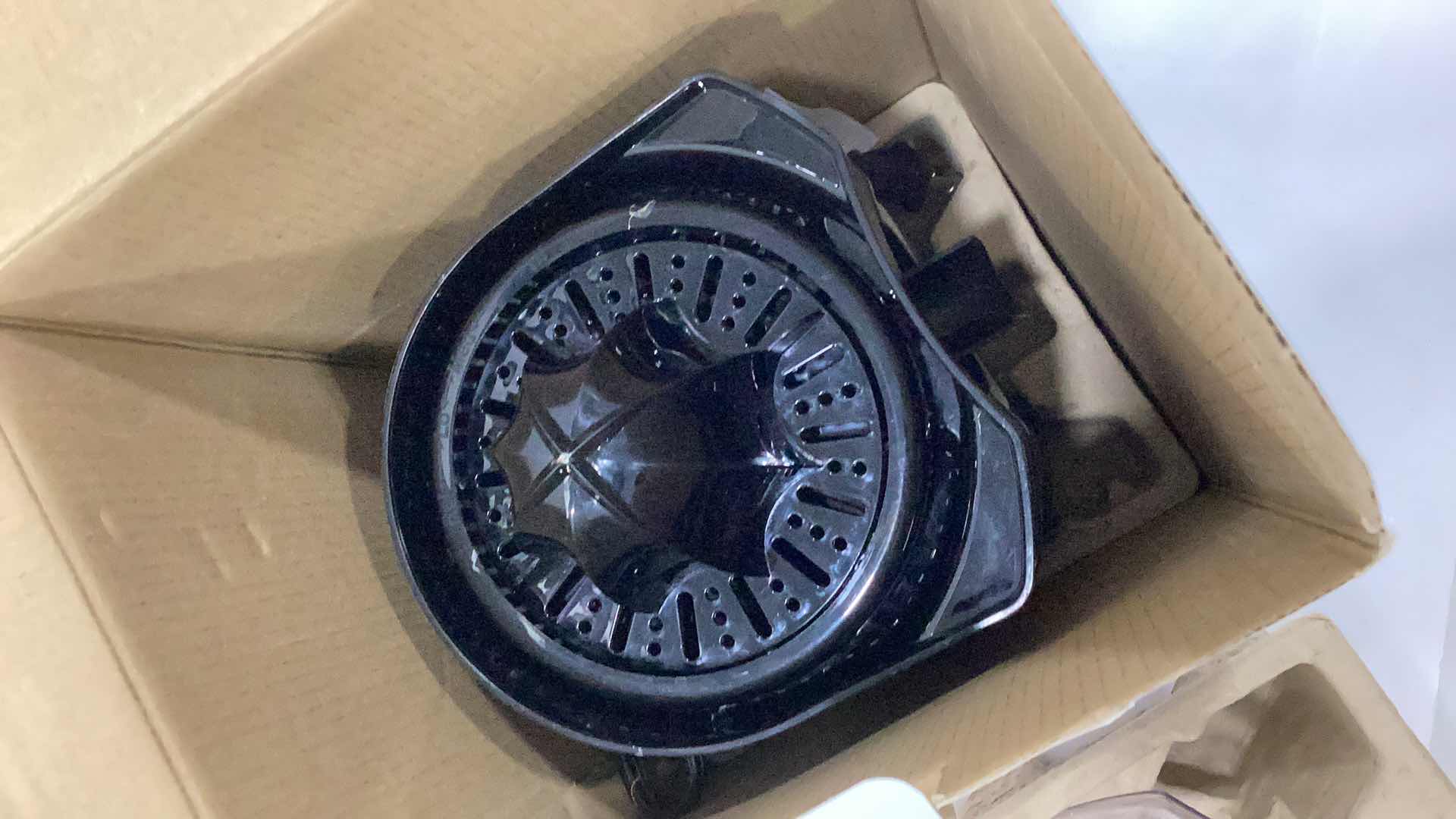 Photo 1 of CUISINART CITRUS JUICER