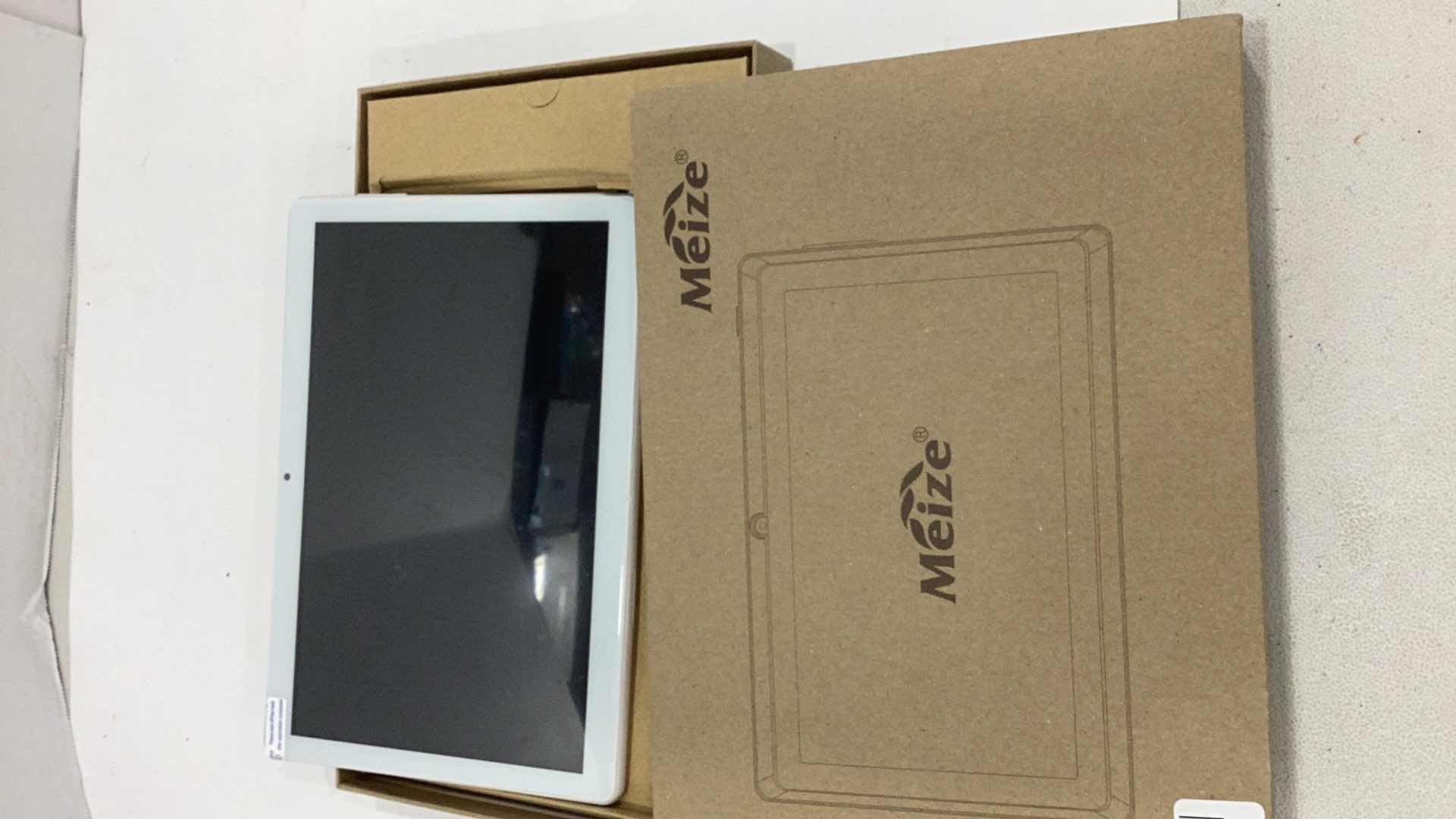 Photo 1 of MEIZE TABLET MODEL K106