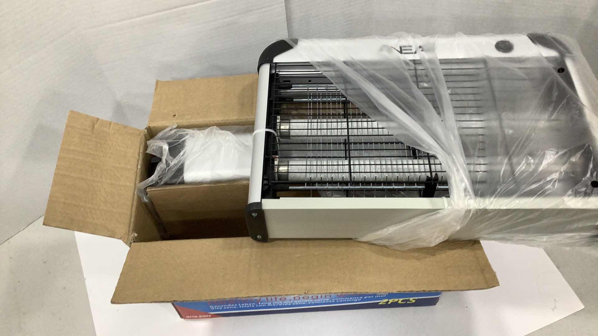 Photo 2 of ELECTRIC BUG ZAPPER