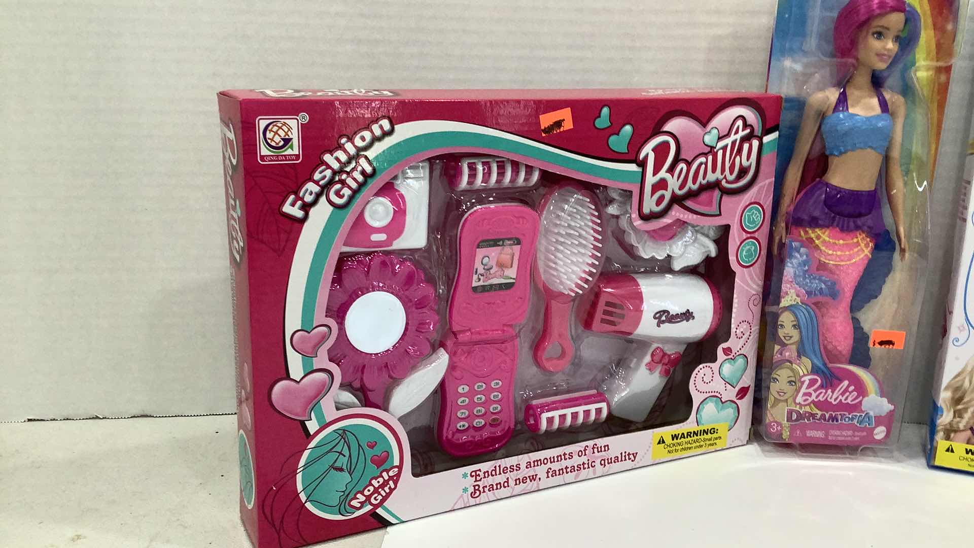 Photo 1 of 3 PCS  DOLLS AND BEAUTY SET