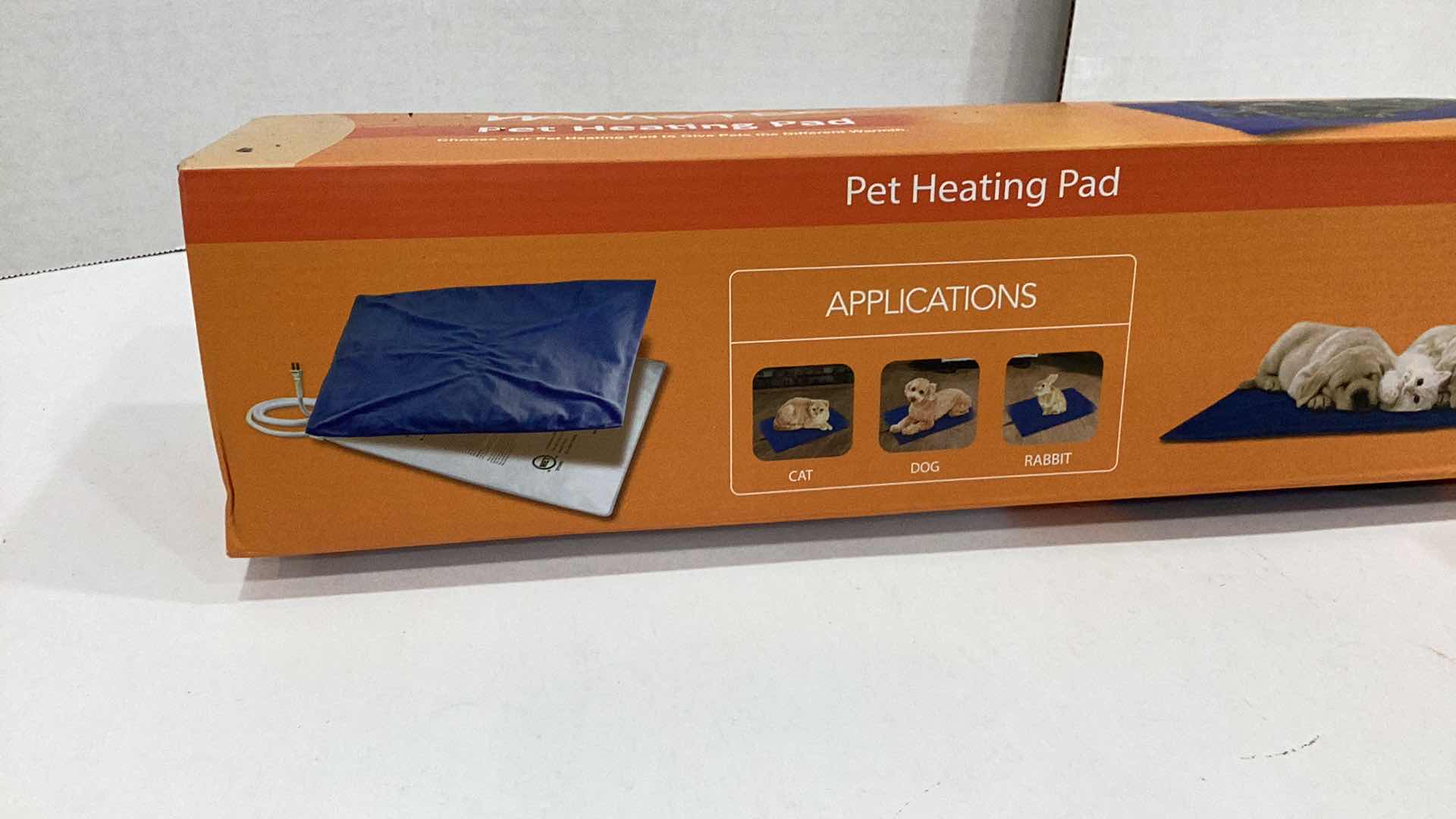 Photo 1 of 2 PCS PET HEATING PAD AND LICK PUZZLE