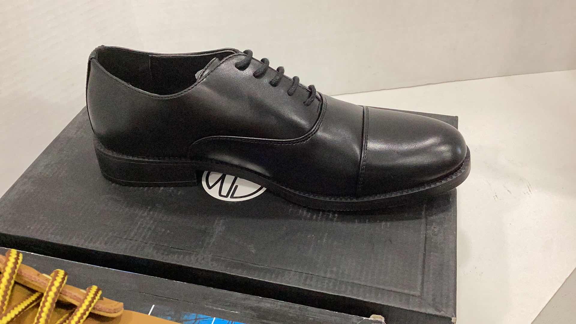 Photo 1 of 2 PAIRS NEW MEN SHOES SIZE 8.5