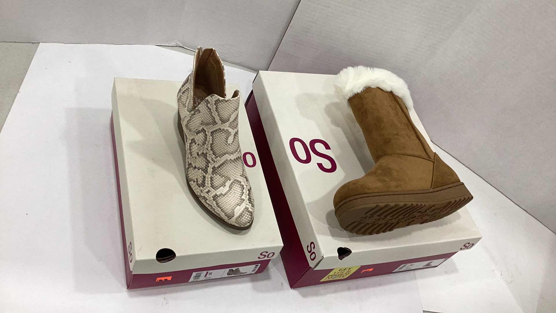 Photo 1 of 2 PAIRS NEW WOMEN SHOES SIZE 5-6