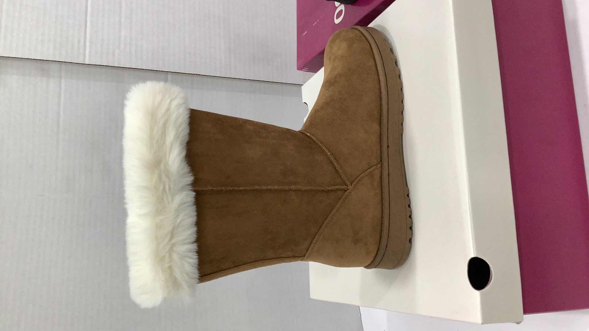 Photo 1 of 2  PAIRS NEW WOMEN WINTER BOOTS SIZE 6