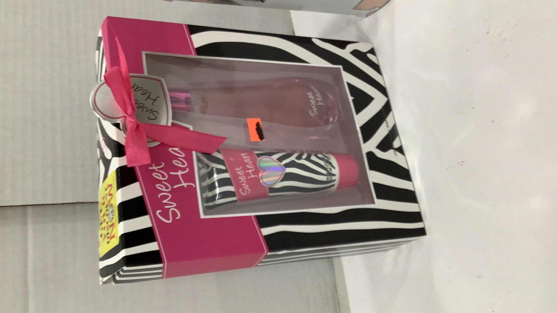 Photo 1 of 2 PCS NEW WOMEN PARFUM