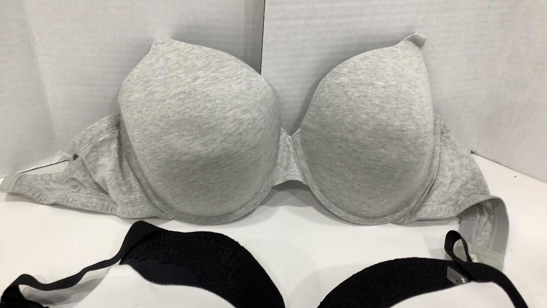 Photo 1 of 4 PCS WOMEN BRA SIZE 40DD