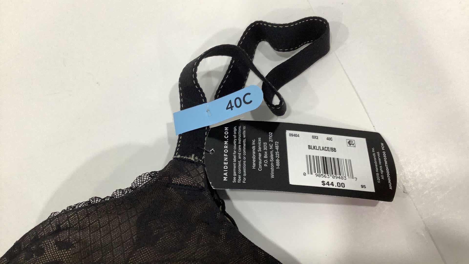 Photo 1 of 2 WOMEN BRA SIZE 40C