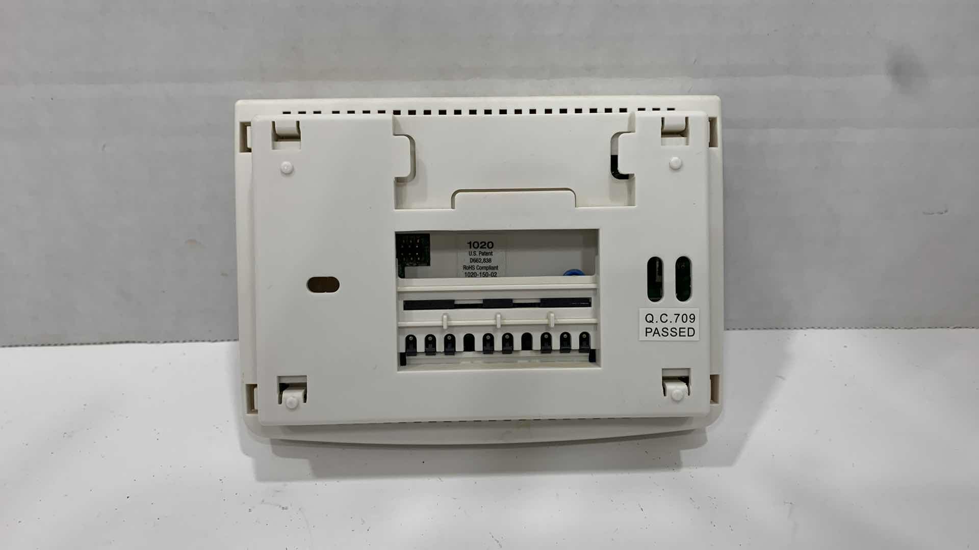 Photo 1 of BRAEBURN 1020 NON-PROGRAMMABLE THERMOSTAT