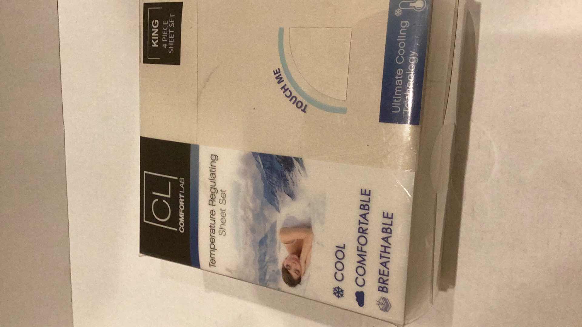 Photo 1 of COMFORT LAB KING TEMPERATURE REGULATING SHEET SET