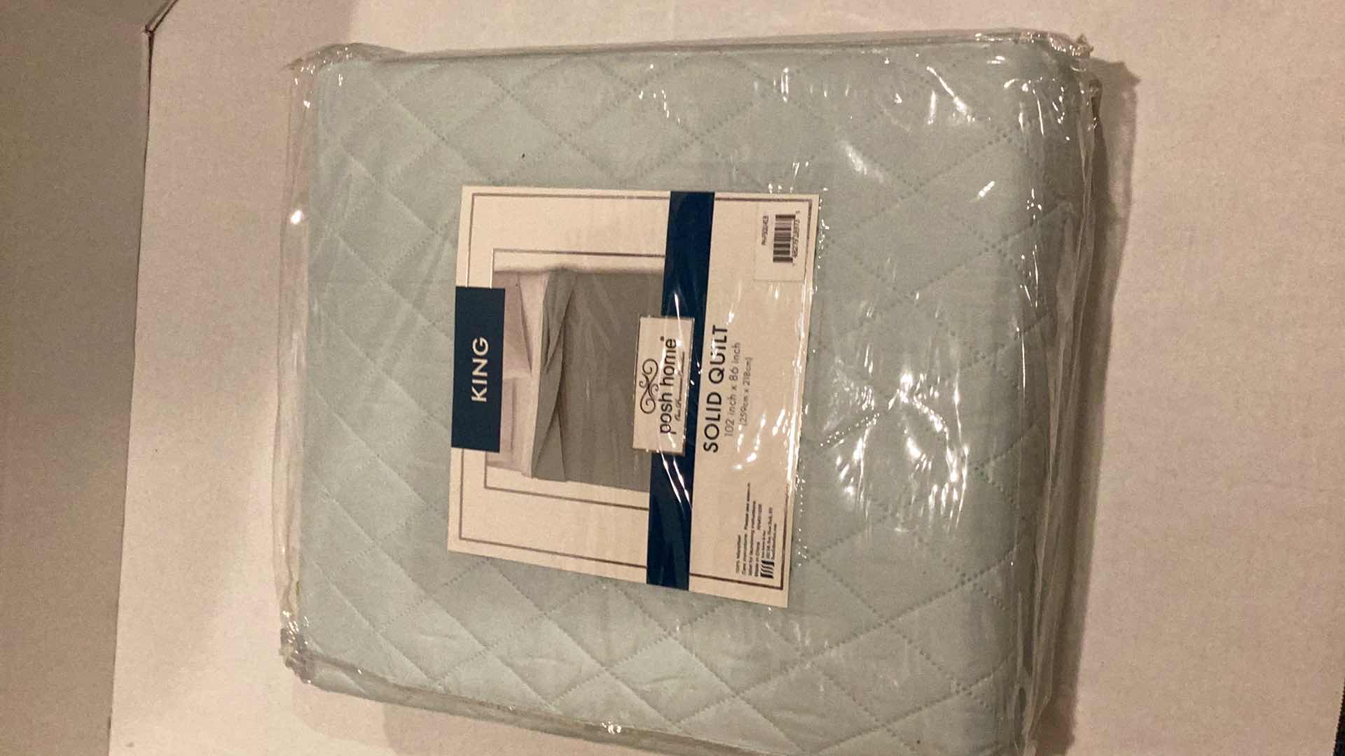 Photo 1 of KING SOLID QUILT AND PILLOW CASES