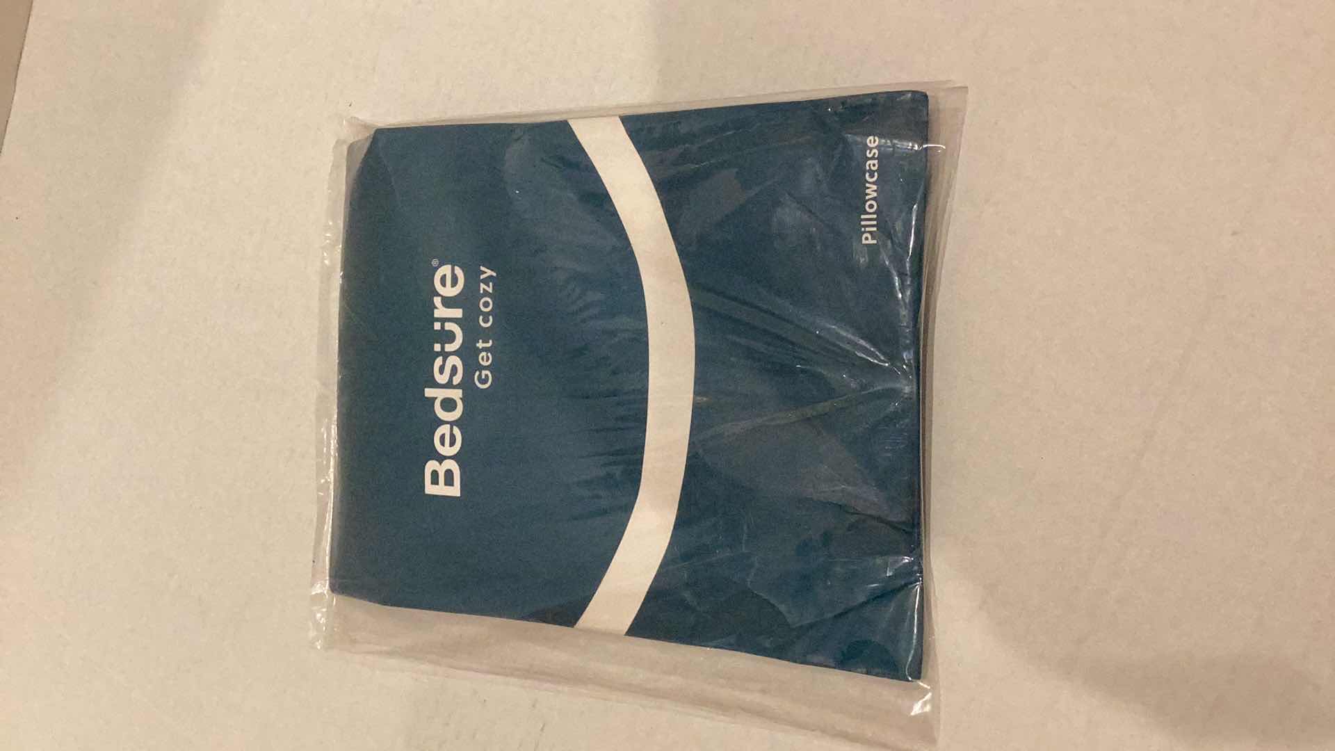 Photo 1 of KING SOLID QUILT AND PILLOW CASES