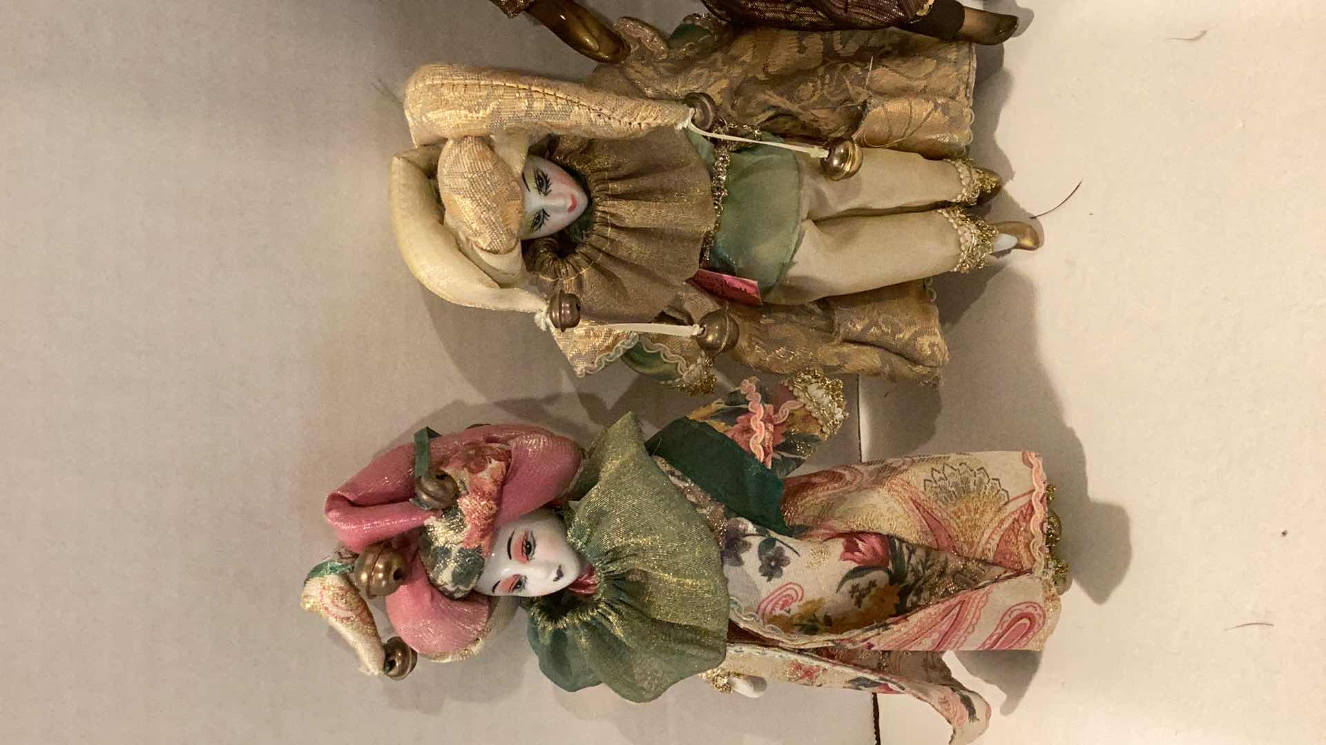 Photo 3 of HARLEQUINS TALLEST 12”