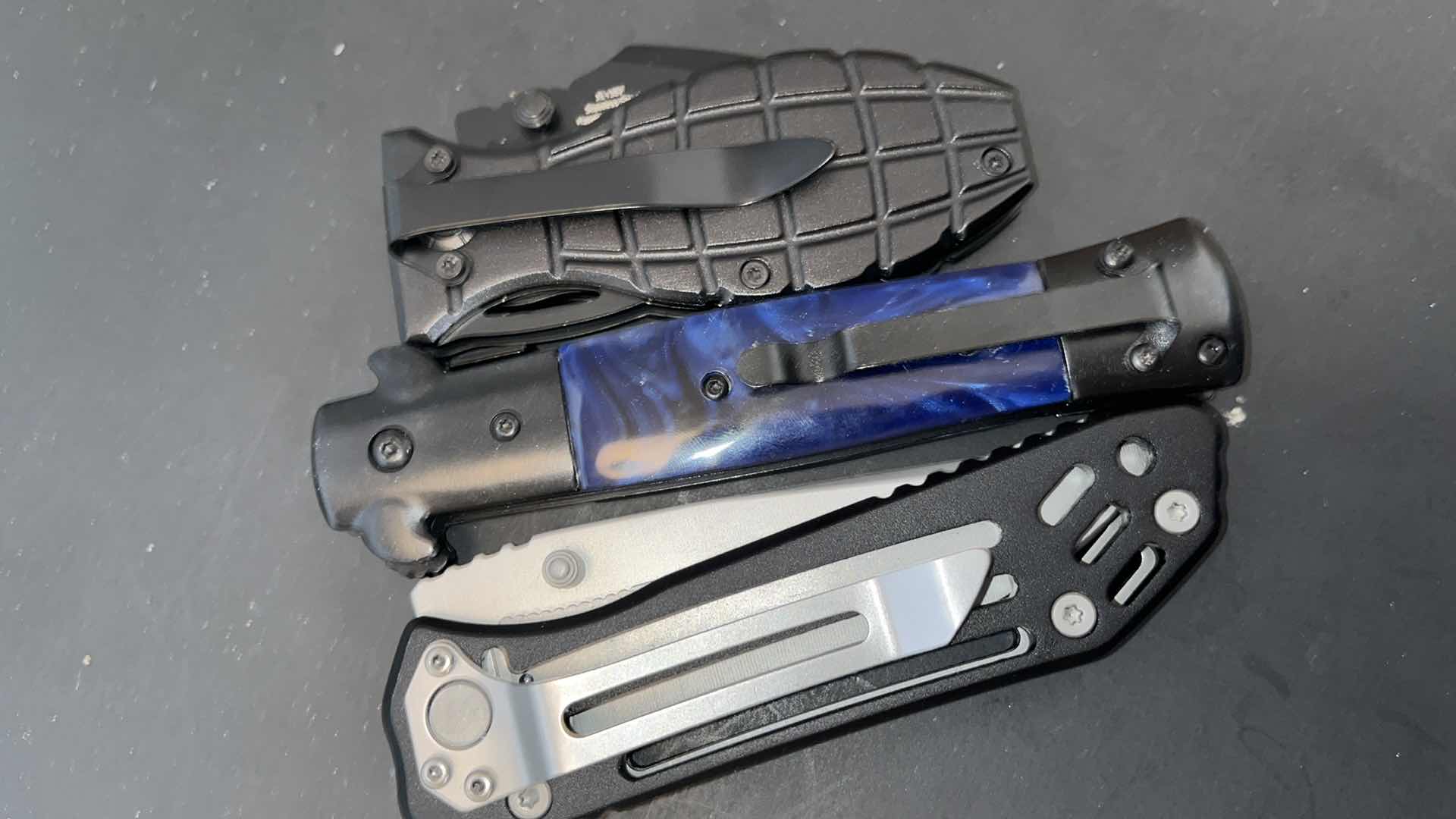 Photo 1 of KNIVES, SET OF 2