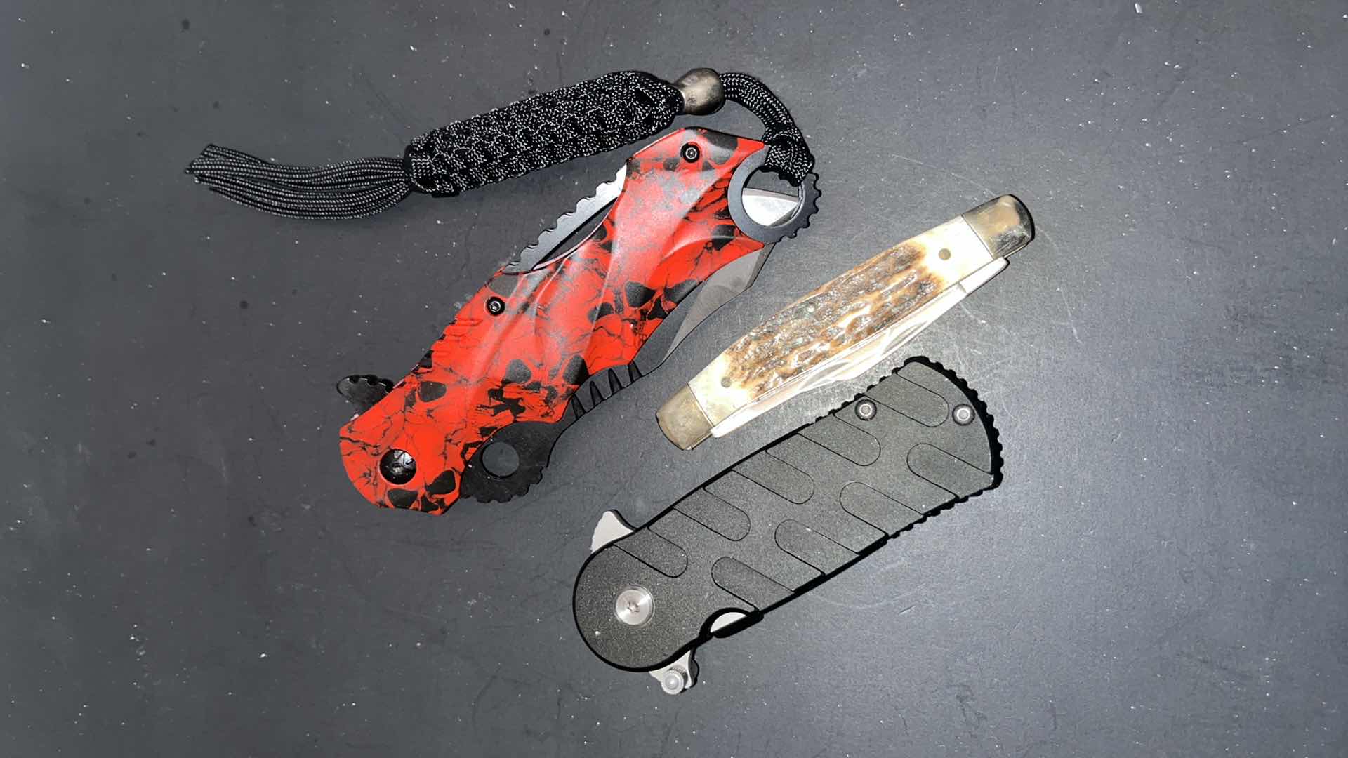 Photo 1 of KNIVES, SET OF 3